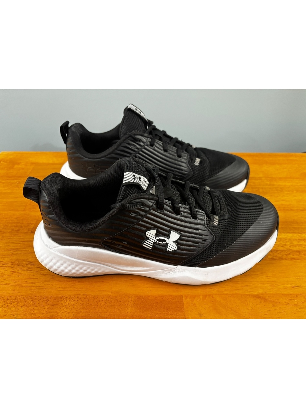 Under Armour Charged Commit Men’s Size 10 4E Extra Wide Black/White